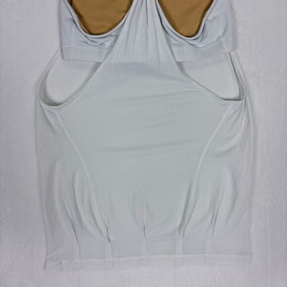 Lululemon White Racerback Tank Top with Built In Sports Bra Size 8 - Picture 8 of 10